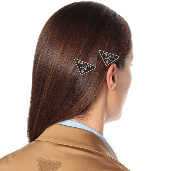 2 metal hair clips - Picture 1 of 6